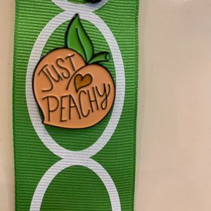 Just Peachy Hat Pin